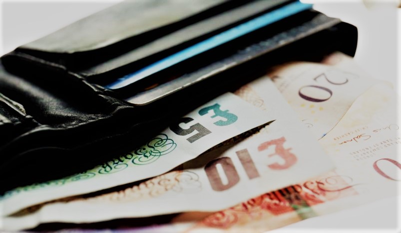 بررسی پرداخت‌های نقدی با هدف اطمینان‌بخشی (ضمیمه‌ی رهنمودِ اجرایی «برنامه‌ریزی کارِ حسابرسی: ارزیابی ریسک‌های تقلب») به‌همراه تمرین‌های اضافی